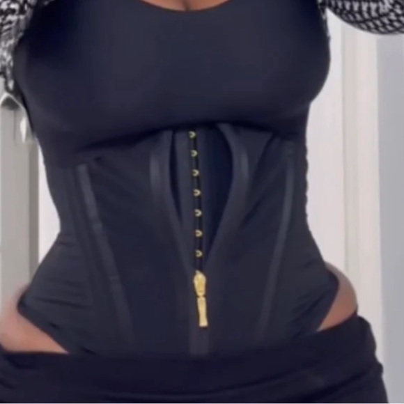 New - Picture 4 of 6